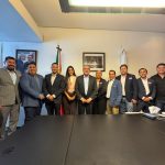 Raúl Morón se reúne con integrantes del grupo “Alianza por la Transformación en Michoacán”.